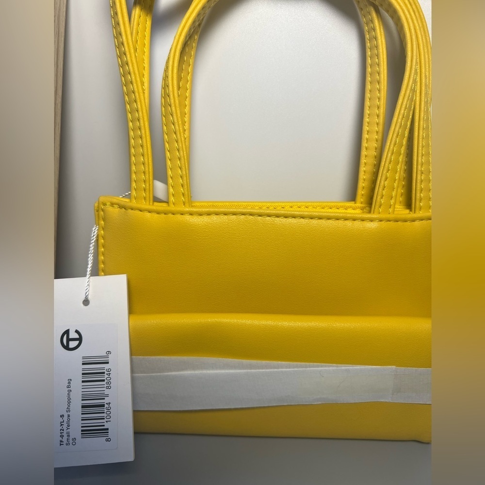 Small yellow Telfar - Picture 8 of 12